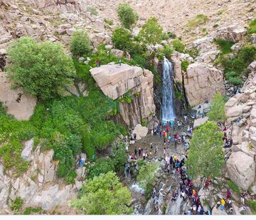 برای هر نفر که به همدان سفر کند؛ ۲۰ میلیون تومان وام چهار درصدی پرداخت می شود