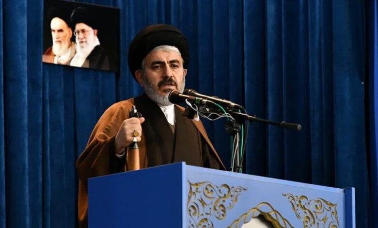 امام جمعه ارومیه: امیدافزایی در جامعه سرلوحه کار خبرنگاران باشد