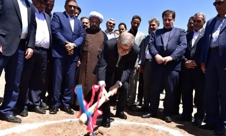 ساخت ۷۳۴ واحد مسکن کارگری در شهرستان اشتهارد آغاز شد