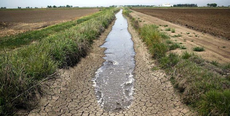 معاون وزیر نیرو: آبرسانی به ۱۷ هزار روستای کشور در حال انجام است