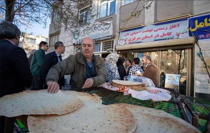 گرانی نان به آرد مربوط نیست