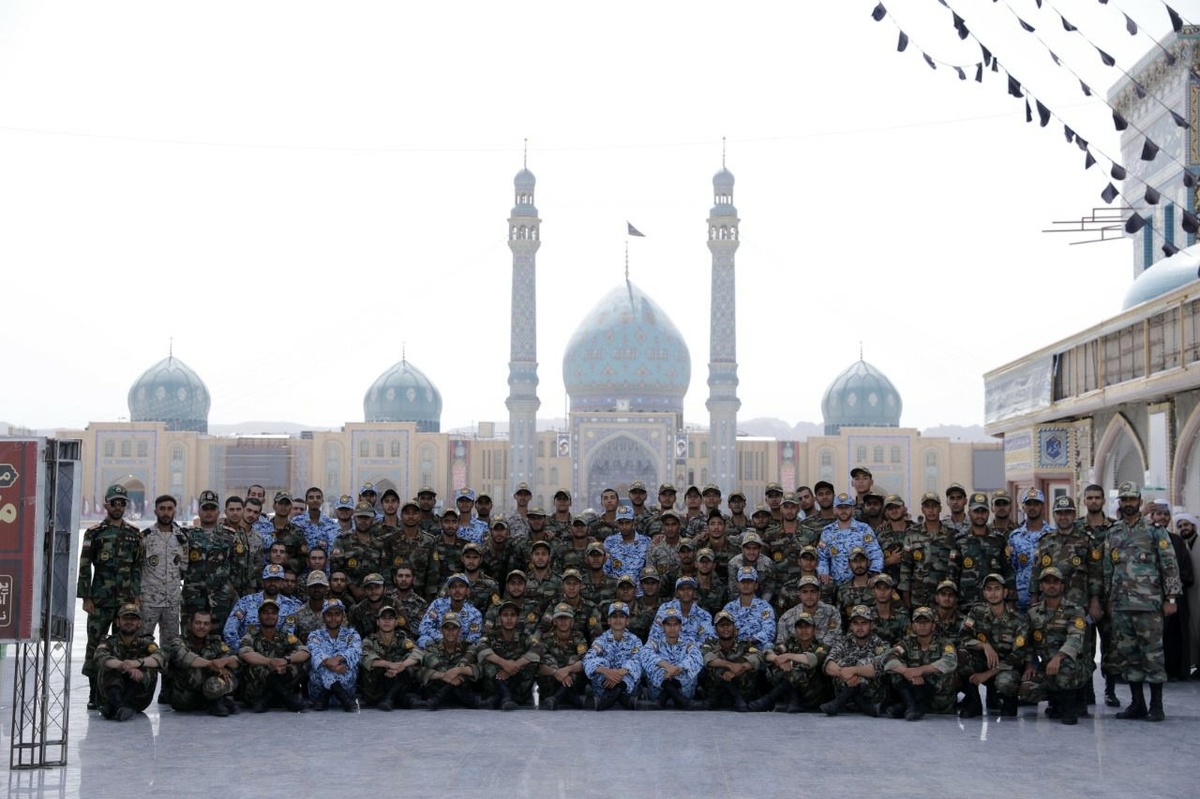 آیین تجدید میثاق دانشجویان دانشگاههای افسری ارتش با آرمانهای اهل بیت عصمت و طهارت(ع)