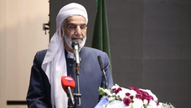 امام جمعه سنندج: جشن میلاد رسول بستری برای استحکام وحدت مسلمانان است