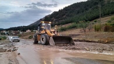 بازگشایی جاده ارتباطی ۱۲ روستای سیل‌زده مشگین‌شهر