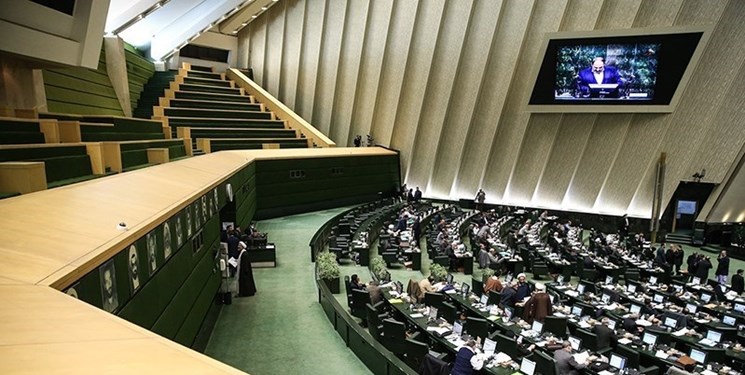 سلیمی: جلسات دو نوبته مجلس برای بررسی برنامه از هفته آینده آغاز می‌شود