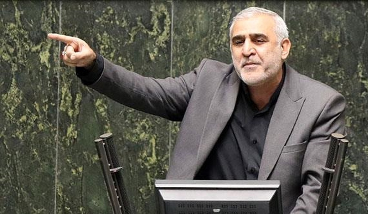 چرا باید یک نفر خود را پشت نظام جمهوری اسلامی پنهان کند و برای براندازی رسما اقدام کند