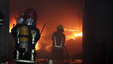 آتش‌سوزی در آستان مقدس آقا علی عباس بادرود/ مصدومیت ۷ نفر/‌ ۳ نفر دچار سوختگی شدید شدند