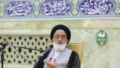 امام جمعه قم: ناتوانی صهیونیست‌ها برابر گروه‌های مردمی از برکات انقلاب اسلامی است