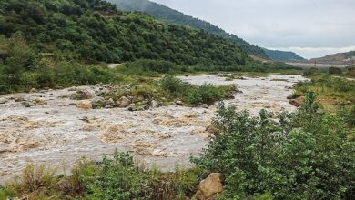 جریان سطحی آب‌ در ایران نصف شده است