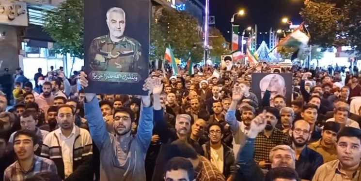 جشن بزرگ زنجانی در حمایت از مقاومت+ فیلم