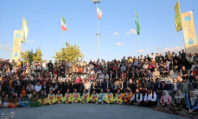 در شانزدهمین دوره جشنواره تئاتر خیابانی مریوان چه گذشت؟/ مدیرکل ارشاد کردستان توضیح می‌دهد + فیلم