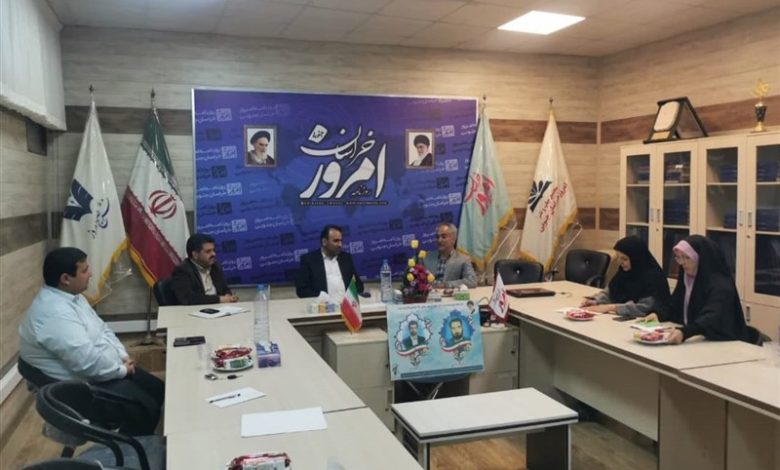 دل پر درد فرماندار نهبندان در جمع خبرنگاران/ چرا مسئولان را برای نهبدان به چالش نمی‌کشانید؟