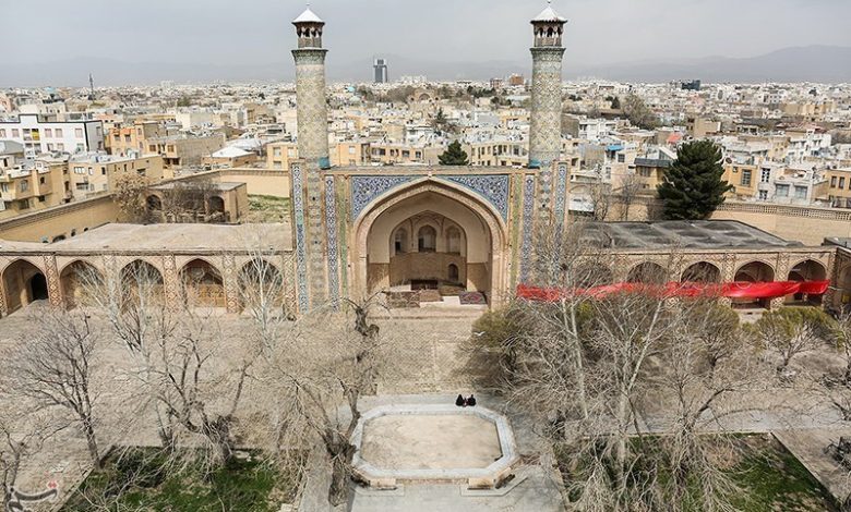 سنگر مساجد باید برای تربیت نسل‌ها فعال و آباد شوند