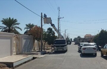 شبکه سیمی روستای خیبر دزفول به کابل خودنگه دار تبدیل شد