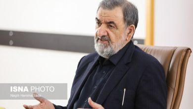 محسن رضایی: آمریکا دست‌وپای آخر را برای ماندن در خاورمیانه می‌زند