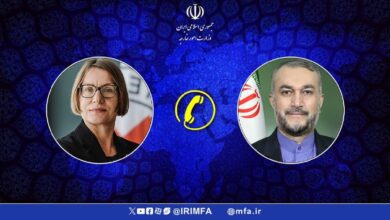 گفت‌وگوی تلفنی وزیر امور خارجه کشورمان با رئیس صلیب سرخ جهانی