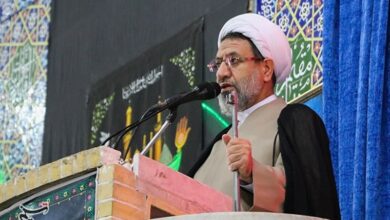 امام جمعه کرمان: برخی‌ها برای تصاحب صندلی مجلس موج‌سواری تخریبی راه انداخته‌اند