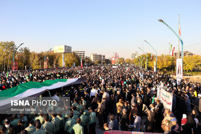 ایرانیان در دفاع از مظلوم و محکومیت ظالم یک‌صدا هستند