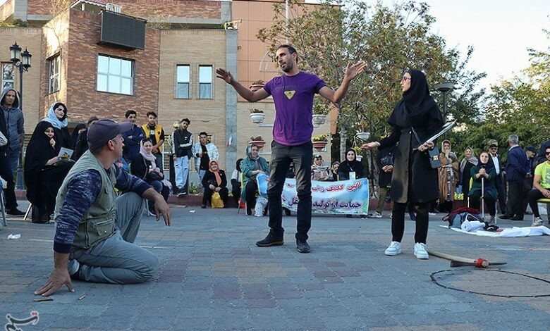 بیست‌وچهارمین جشنواره استانی تئاتر قم آغاز شد