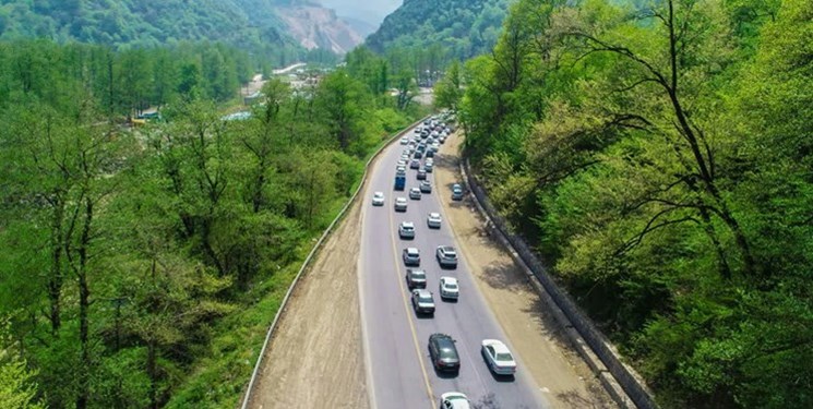 تردد روان خودروها در جاده‌های شمال