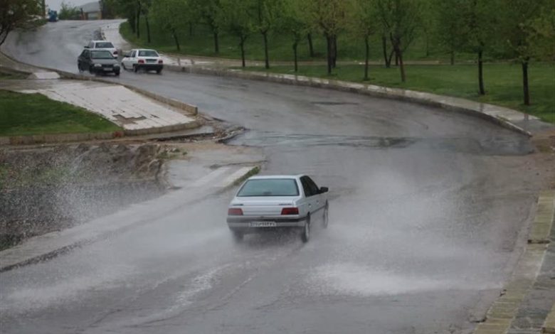 جاده‌های استان کرمانشاه با توجه به شروع بارش لغزنده است