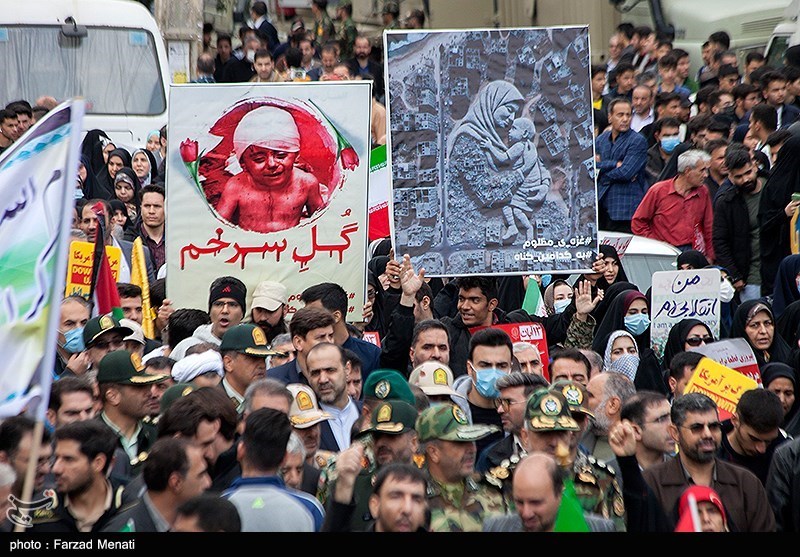 حماسه حضور کرمانشاهیان در یوم‌الله ۱۳ آبان/ طنین فریاد‌‌ «مرگ بر آمریکا» و «مرگ بر اسرائیل» + فیلم