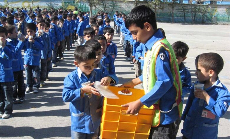 دانش‌آموزان بیش از ۲۳۵۰ مدرسه ابتدایی استان اصفهان شیر رایگان دریافت خواهند کرد