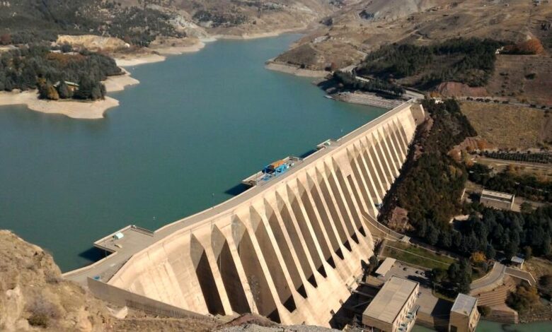 سیاست انقباضی آبی در تهران ادامه دارد/پیش‌بینی می‌کنیم در سال ۱۴۰۳ بارندگی زیادی نداشته باشیم