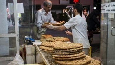 شناسایی عرضه خارج از شبکه ۱۴۰۰۰ قرص نان در زاهدان