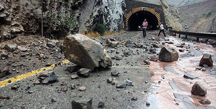 مسیر قدیم کندوان همچنان مسدود است