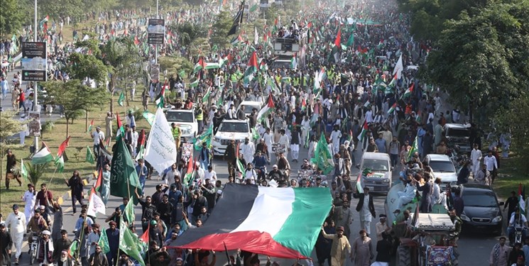 معترضان پاکستانی: اسرائیل نمی‌تواند با کشتن روزنامه نگاران حقیقت را پنهان کند