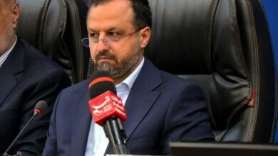 وزیر اقتصاد: تراز تجاری ایران ‌‌۱۰ میلیارد دلار مثبت بود/ تدابیر دولت برای جلوگیری از صادرات خام