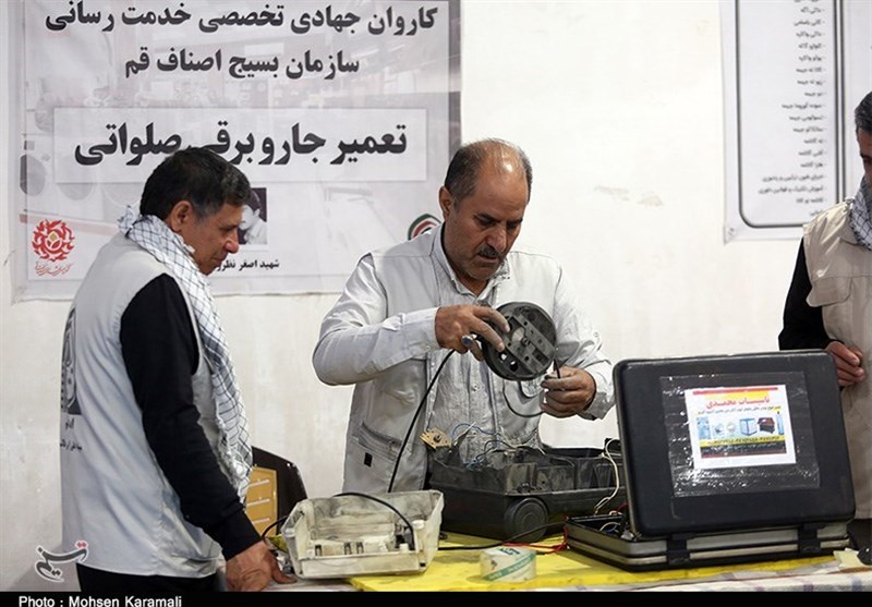 کاروان جهادی خدمت‌رسانی بسیج اصناف قم به مردم مناطق کم برخوردار