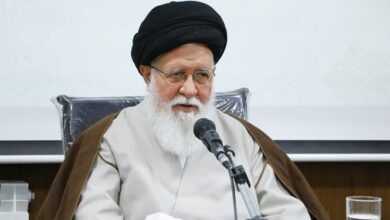 آیت‌الله‌علم‌الهدی: امنیت افکار عمومی با اطمینان مردم از سفره‌های خود تامین خواهد شد