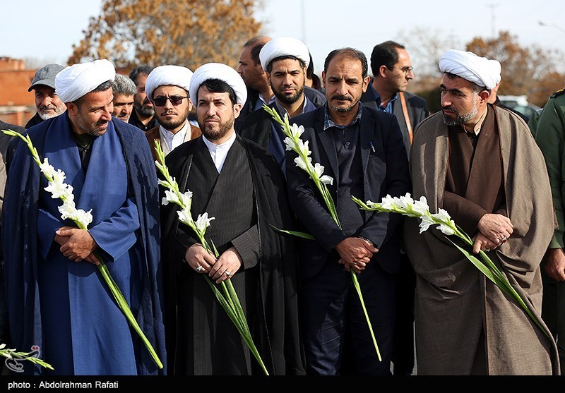 استقبال از پیکر ۴ ‌شهید‌ گمنام در همدان/ تشییع لاله‌های فاطمی در پایگاه سوم شکاری نوژه + تصویر