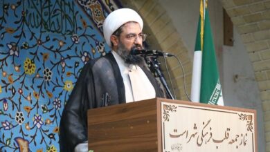 امام جمعه همدان: وزارتخانه‌ها اختیارات بیشتری به استان‌ها بدهند