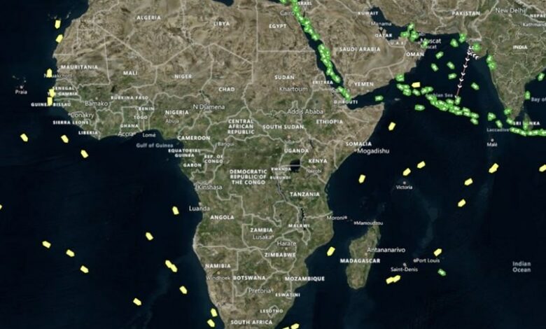 بلومبرگ: ۴۶ کشتی در آستانه ورود به دریای سرخ تغییر مسیر دادند