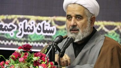 خطیب جمعه کرمان: نمایندگان مجلس به شهید مدرس اقتدا کنند