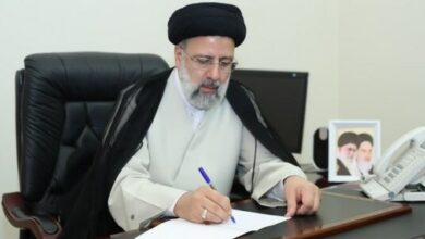 رئیس جمهور در پیامی درگذشت مادر شهیدان شهبازی دستجردی را تسلیت گفت