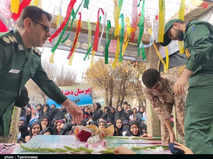 سرداران بی‌پلاک در دورود/ لرستان از بوی پیراهن‌های بی‌نشان گلستان شد + فیلم و تصاویر