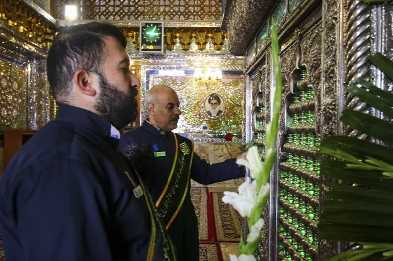 مزار مجاهد انقلابی شهید دستغیب ‎‎(ره) در شیراز گلباران شد + تصویر