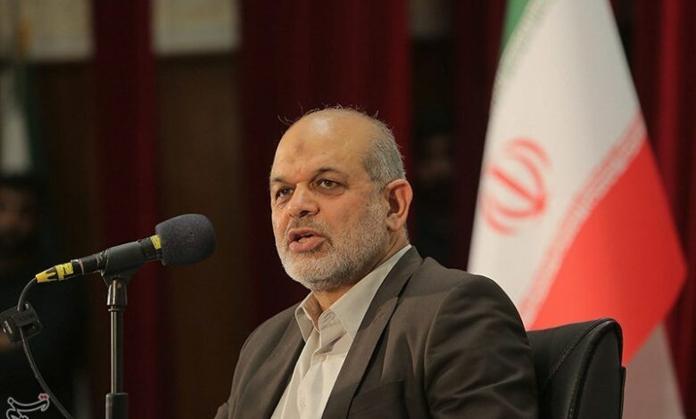 هشدار وزیر کشور ‌به تلاش دشمنان برای القای ناکارآمدی دولت و نظام/ دولت با همه توان در خدمت مردم است
