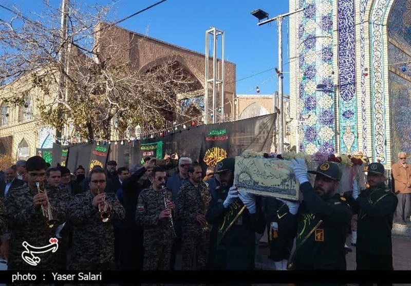 پیکر شهید گمنام در روشناوند گناباد به خاک سپرده شد