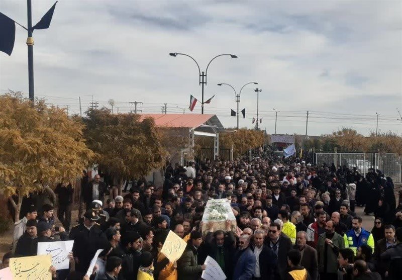 پیکر مطهر۴ شهید گمنام دفاع مقدس در خراسان رضوی به خاک سپرده شد