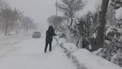 ارتفاع برف در نقاط شهری استان اردبیل به بیش از نیم متر رسید