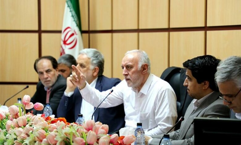 _استاندار_ _تهران_: _کارگروهی_ _برای_ _تثبیت_ _کاربری_ _لکه_‌_های_ _صنعتی_ _رباط_‌_کریم_ _تشکیل_ _می_‌_شود_