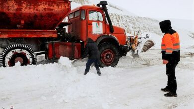 بارش برف در نقاط مختلف آذربایجان‌غربی/ مدارس برخی مناطق تعطیل شد