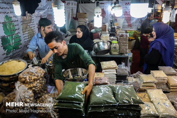 برپایی نمایشگاه بهاره از ۱۵ اسفند با تخفیف ۲۰ تا ۶۰ درصدی کالاها