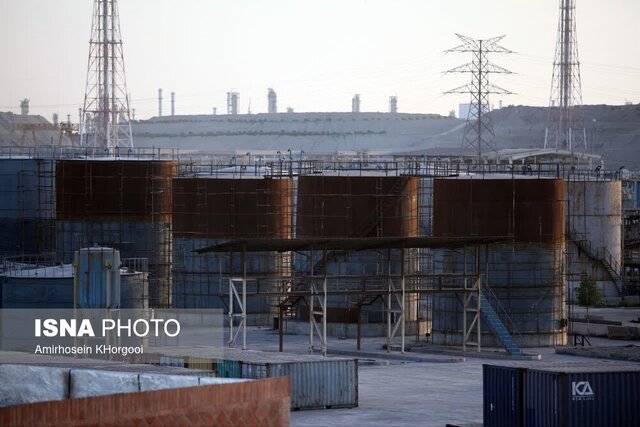 بهره‌برداری از کارخانه‌ای که قیر ایران را به شرق دور و آفریقا می‌رساند