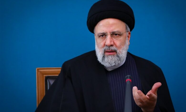 _تاکید_ _رئیسی_ _بر_ _توانمندسازی_ _و_ _توسعه_ _مشارکت_ _اجتماعی_ _زنان_ _در_ _سطوح_ _مدیریتی_ _دولت_